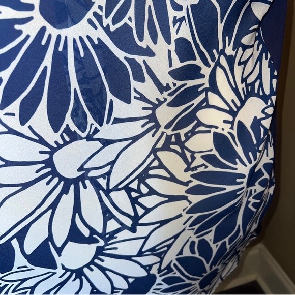 C Brand Knit Open Cardigan Floral Pattern Size L Blue w/ White Sleeveless Poly - Picture 7 of 11